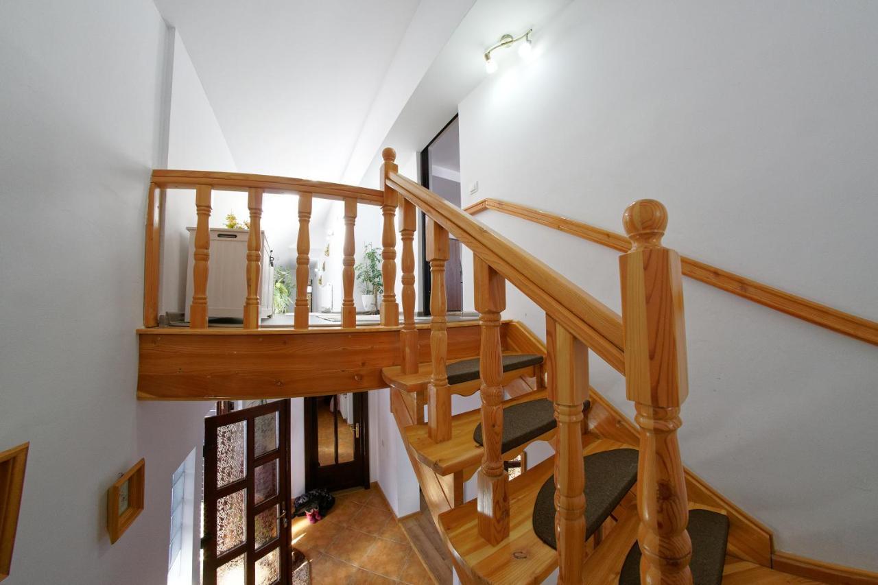 Casa De Pe Deal Sadová Exterior foto